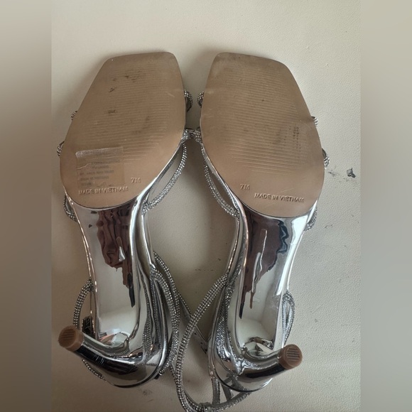 Steve Madden Silver Strappy Heels - Picture 6 of 6